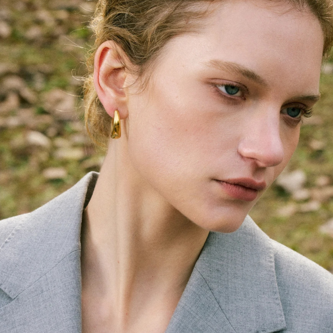 U-Shape Hoop Earrings