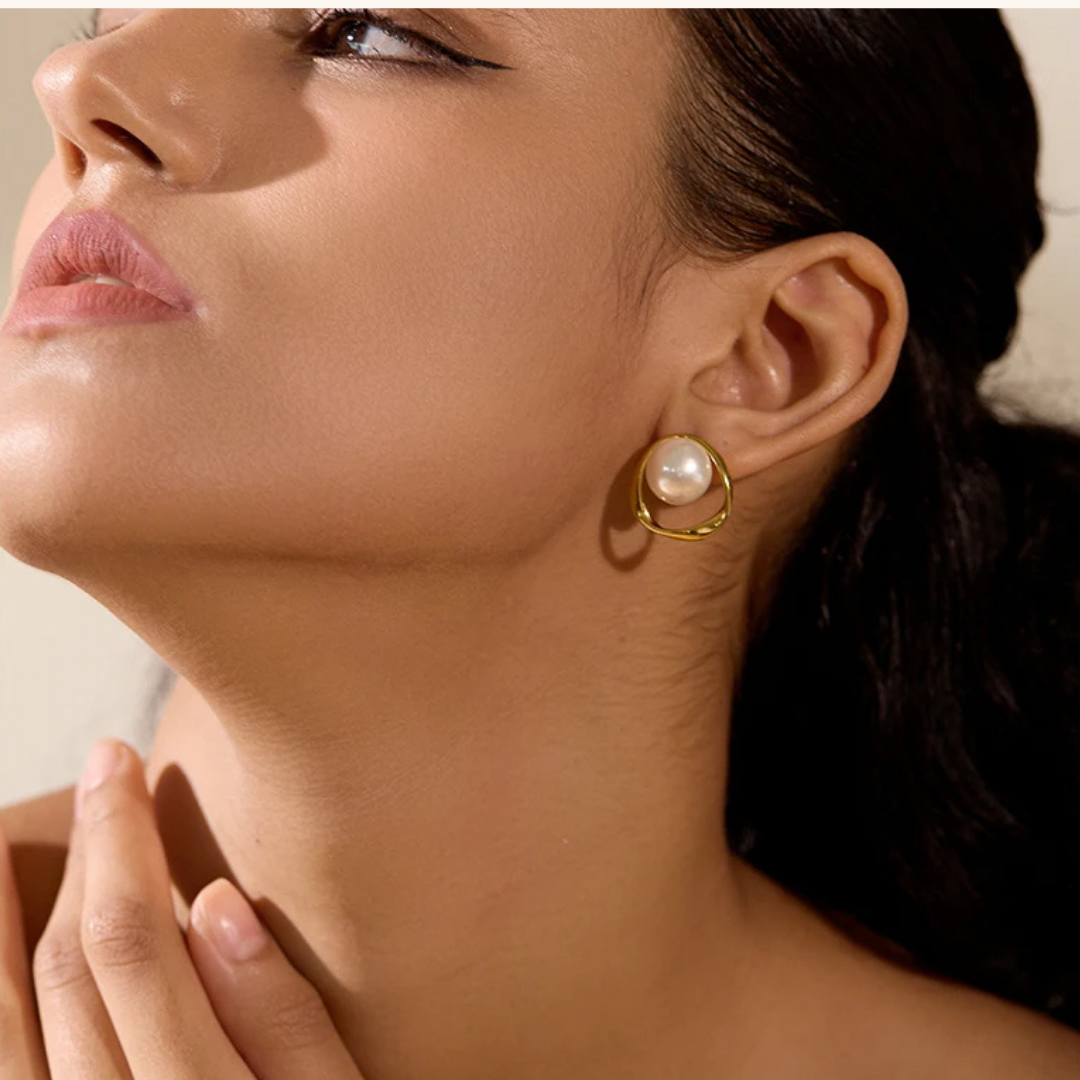 Pearl Hollow Stud Earrings