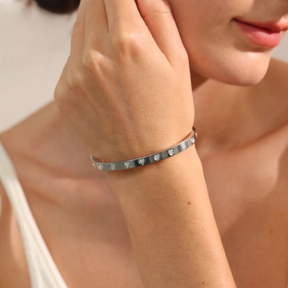 Zirconia Love Bangle