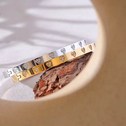 Zirconia Love Bangle